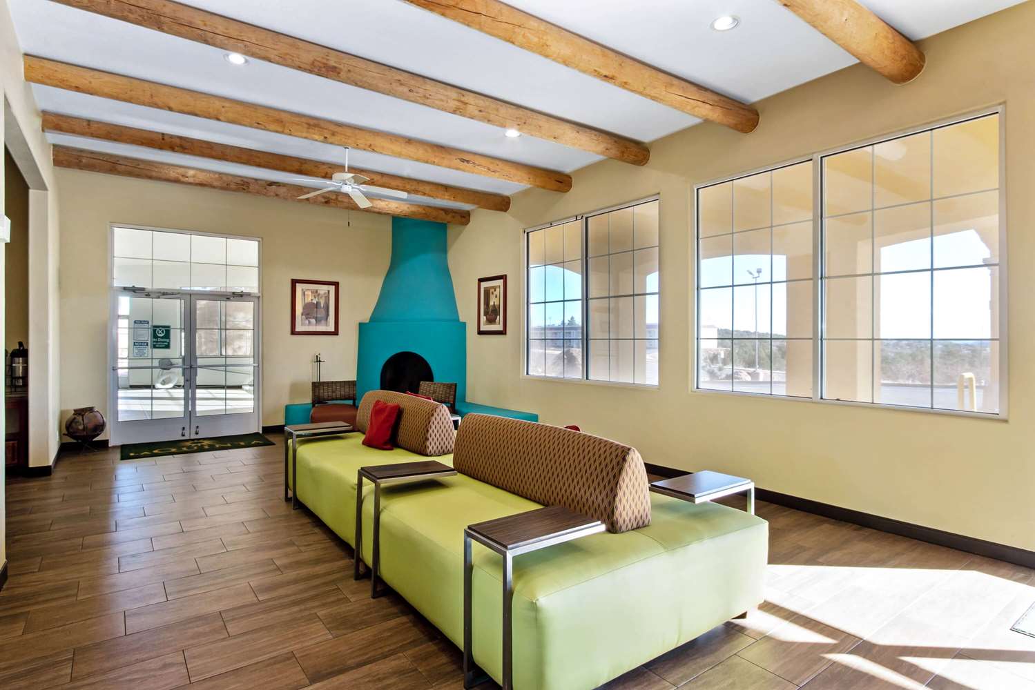 La Quinta Inn Santa Rosa I40, Exit 275, NM See Discounts