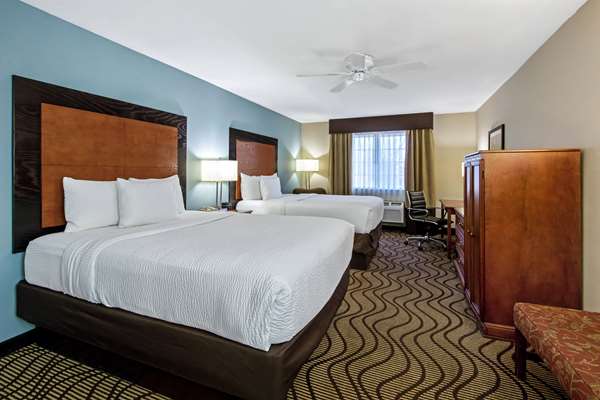  - La Quinta Inn Santa Rosa - I-40, Exit 275