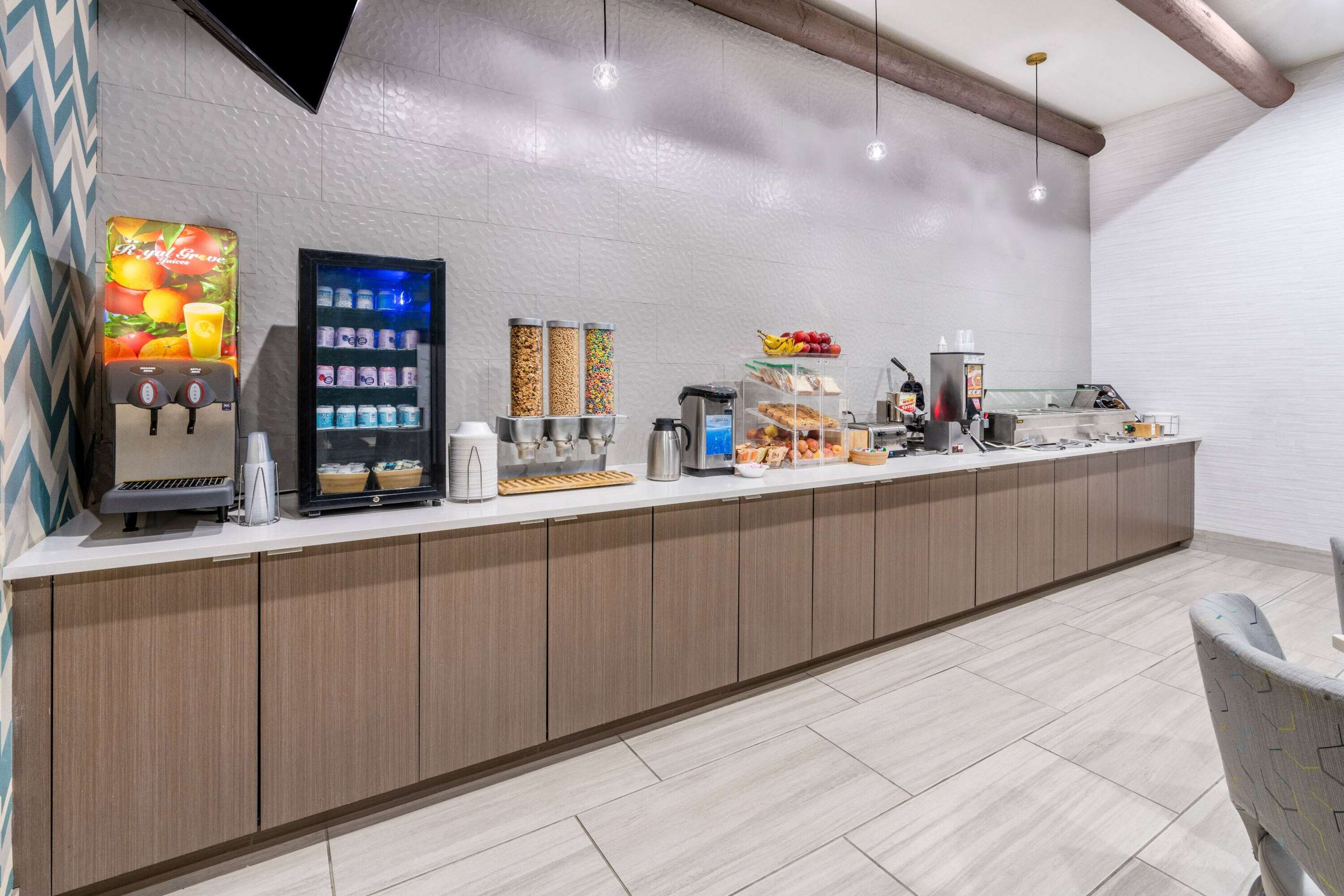 Property amenity | La Quinta Inn & Suites by Wyndham Santa Rosa