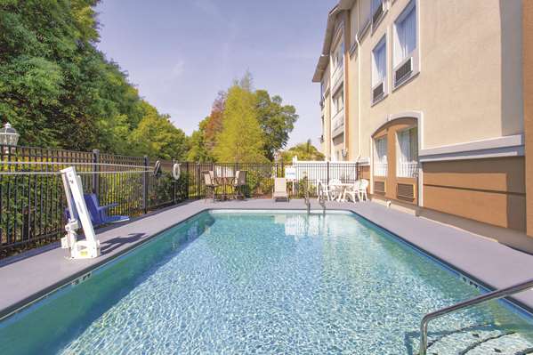 Pool - La Quinta Inn South Tampa