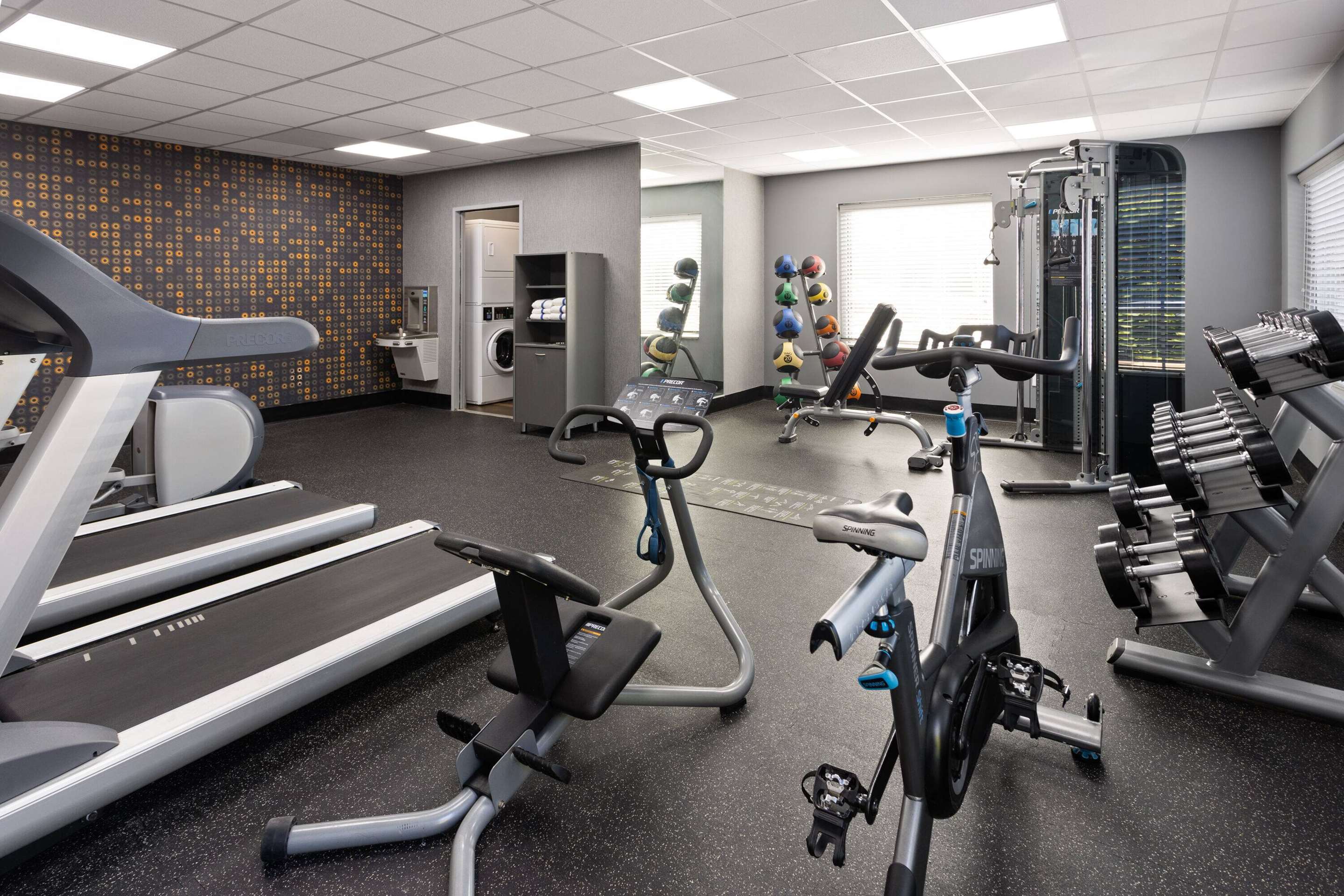 Health club fitness center gym | La Quinta by Wyndham Atlanta South - Newnan