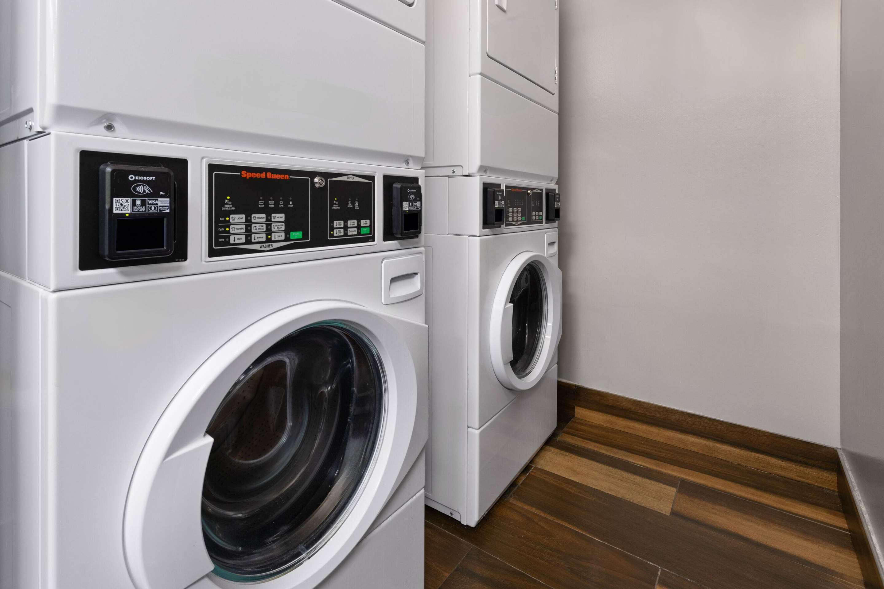 Laundry | La Quinta by Wyndham Atlanta South - Newnan