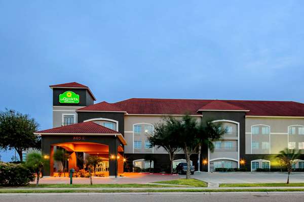 Exterior view - La Quinta Inn & Suites Mission