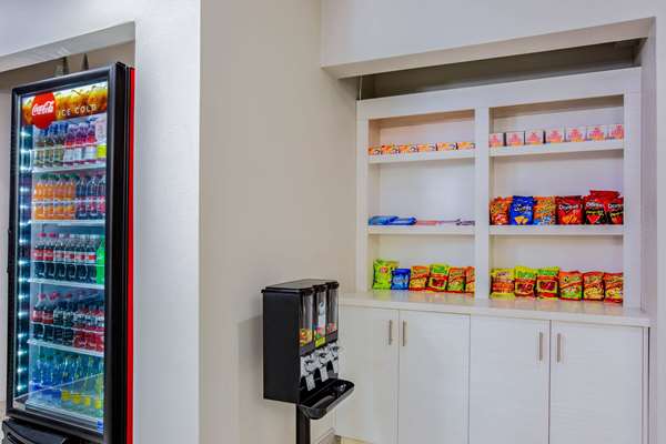  - La Quinta Inn & Suites Mission