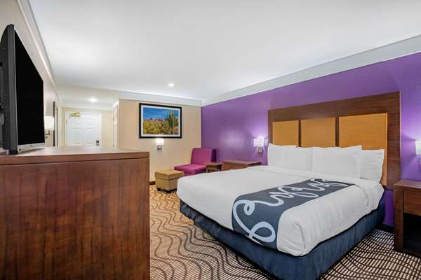  - La Quinta Inn & Suites Hesperia - I-15, Exit 147