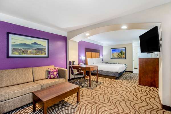  - La Quinta Inn & Suites Hesperia - I-15, Exit 147