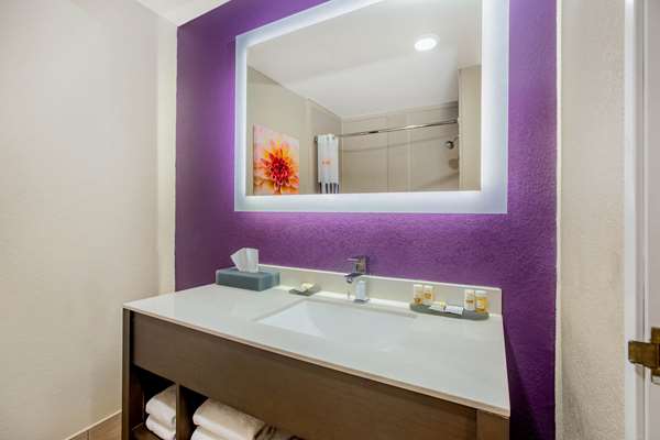  - La Quinta Inn & Suites Hesperia - I-15, Exit 147