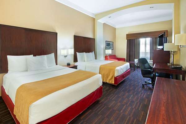  - La Quinta Inn & Suites Midtown Albuquerque - I-40, Exit 159A & 159D