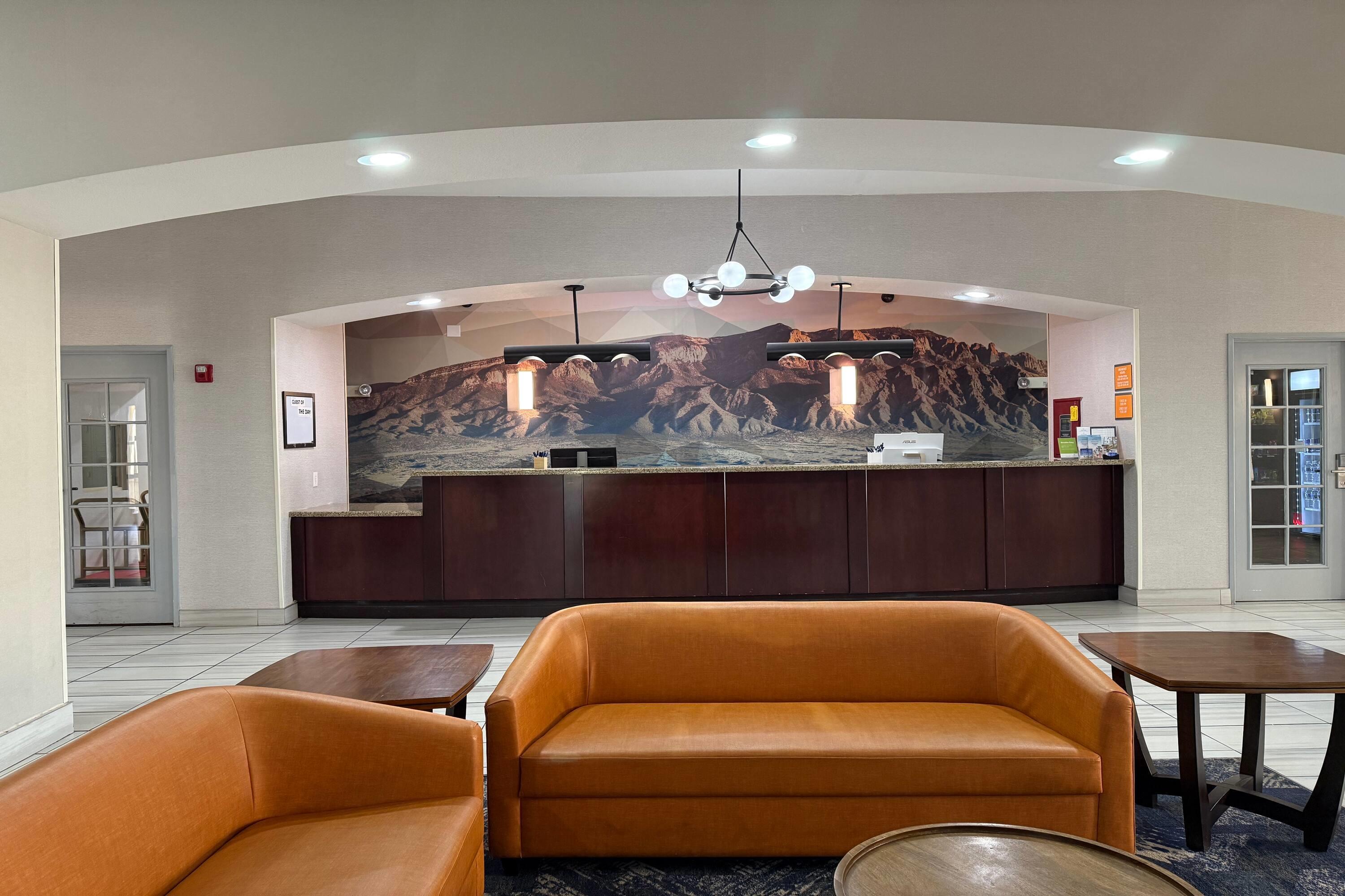 Lobby | La Quinta by Wyndham Albuquerque Midtown