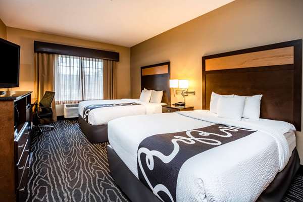  - La Quinta Inn & Suites Eugene - I-105, Exit 2