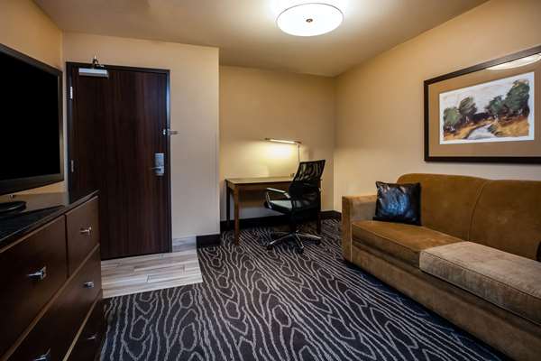 Suite - La Quinta Inn & Suites Eugene - I-105, Exit 2