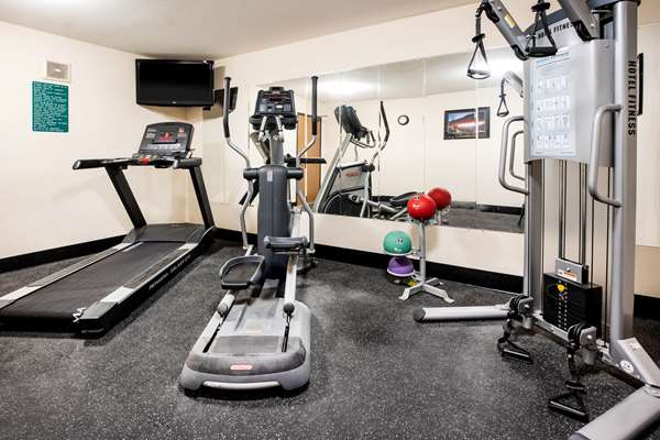 Fitness/ Exercise Room - La Quinta Inn & Suites Grants Pass - I-5, Exit 58