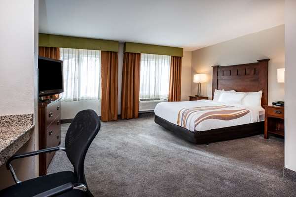  - La Quinta Inn & Suites Grants Pass - I-5, Exit 58