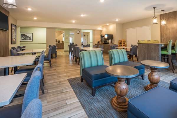  - La Quinta Inn & Suites Newport