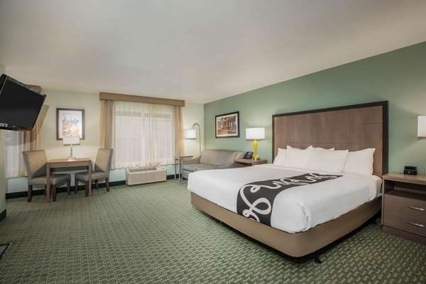 Suite - La Quinta Inn & Suites Newport