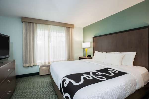 Suite - La Quinta Inn & Suites Newport