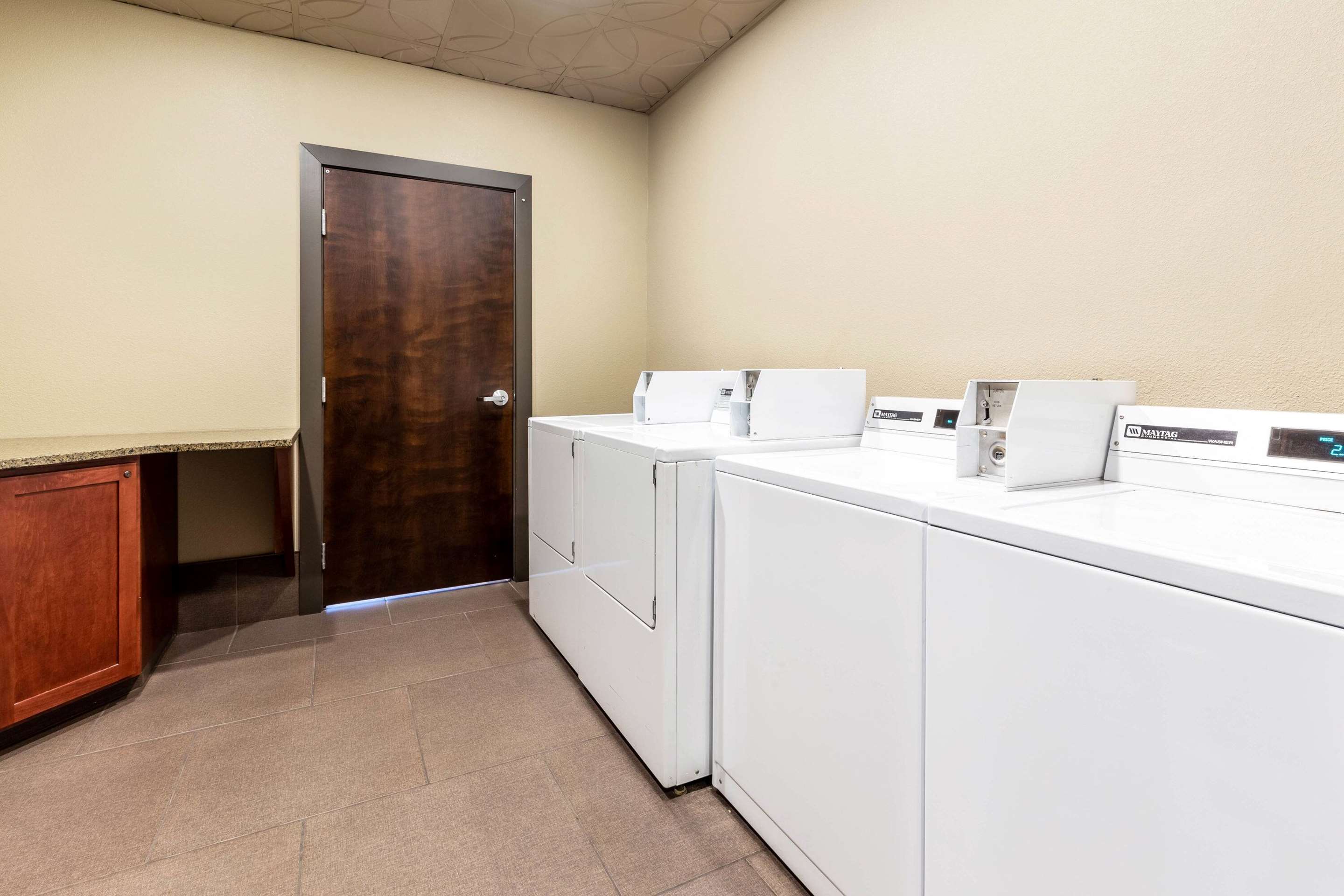 Laundry | La Quinta by Wyndham Seattle Downtown