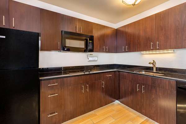  - La Quinta Inn & Suites Spokane Valley