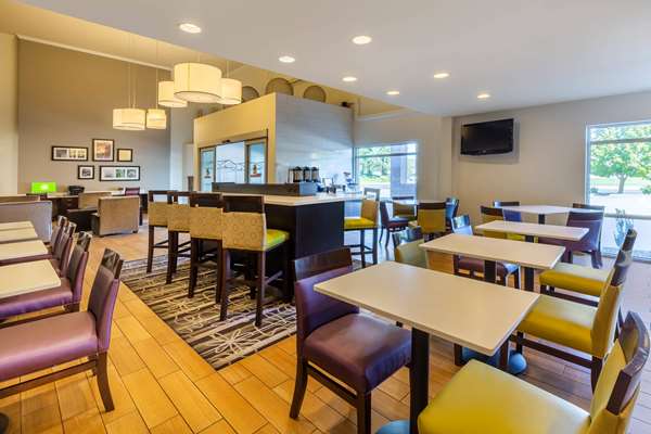  - La Quinta Inn & Suites Spokane Valley