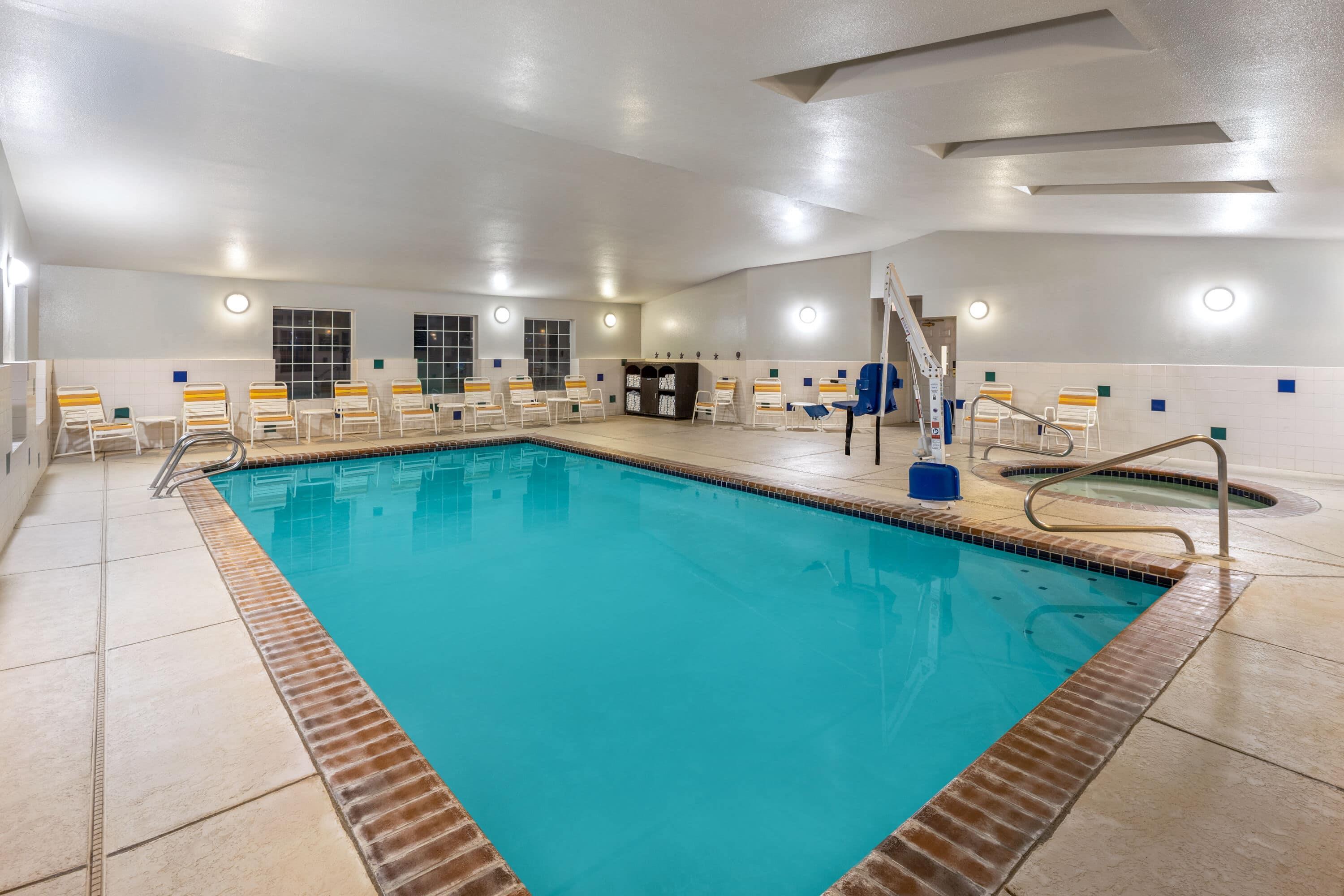 Pool - indoor | La Quinta Inn & Suites by Wyndham Spokane Valley
