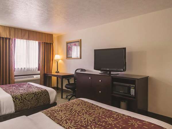  - La Quinta Inn & Suites Woodburn - I-5, Exit 271