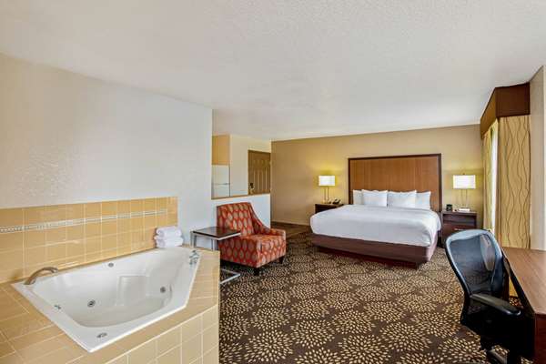 Suite - La Quinta Inn & Suites Red Rock Las Vegas