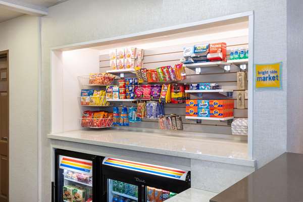  - La Quinta Inn & Suites Red Rock Las Vegas