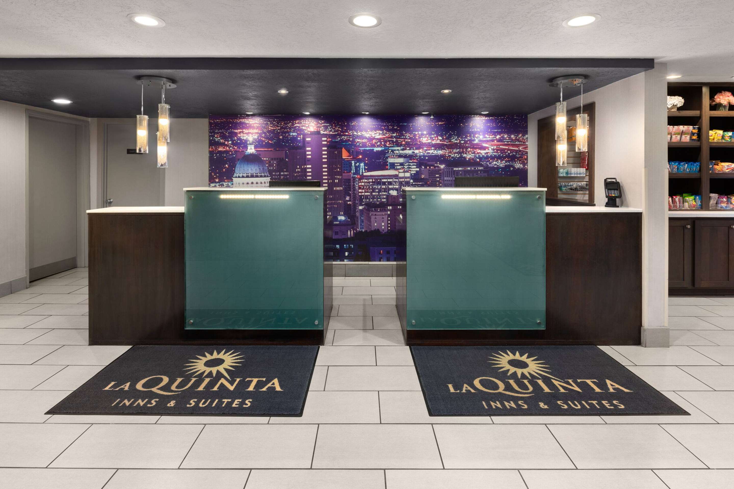 Reception | La Quinta Inn & Suites by Wyndham North Orem