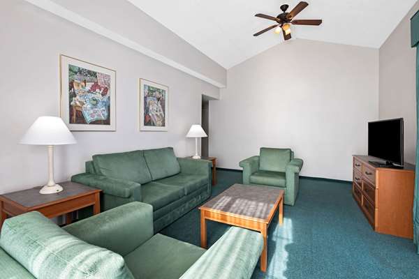 Suite - La Quinta Inn Lomaland El Paso - I-10, Exit 29 & 30