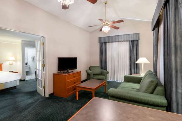 Suite - La Quinta Inn Farmington