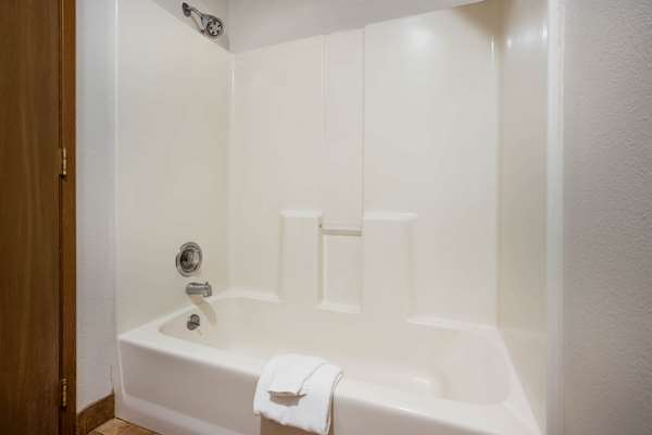  - La Quinta Inn Bend