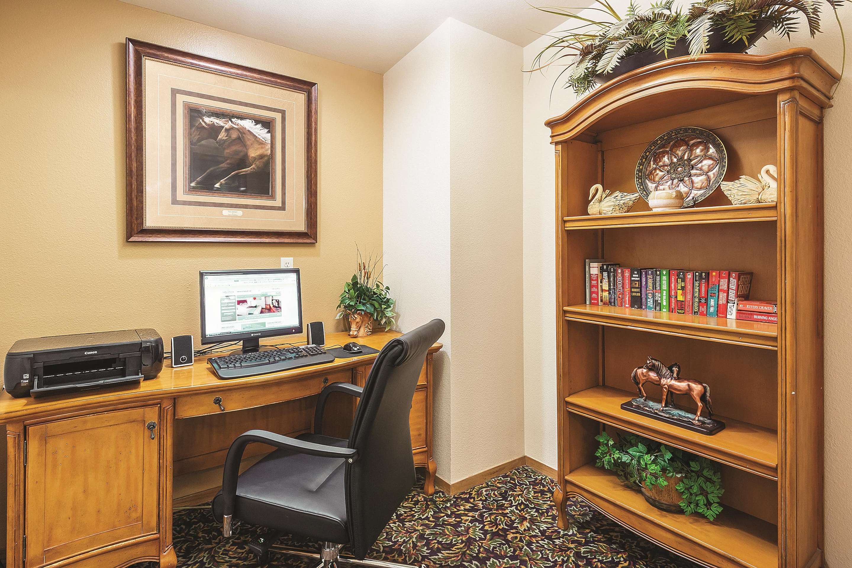Business Center | La Quinta Inn by Wyndham Caldwell
