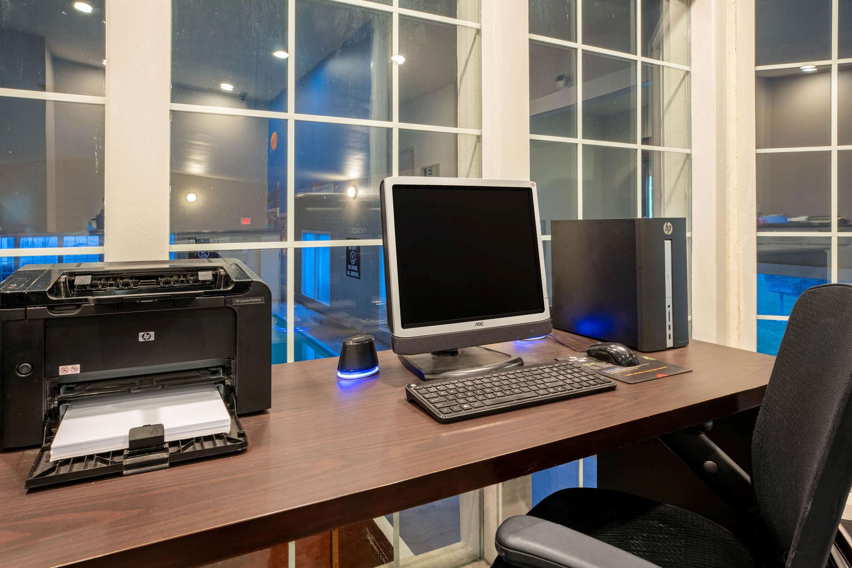 Business Center | La Quinta Inn by Wyndham Caldwell