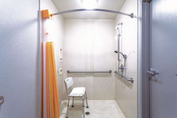  - La Quinta Inn & Suites Jackson Airport Pearl - I-20, Exit 48