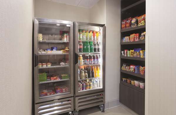  - La Quinta Inn & Suites Jackson Airport Pearl - I-20, Exit 48