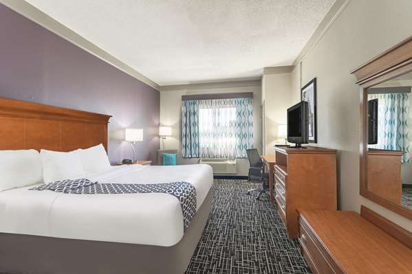  - La Quinta Inn & Suites Jackson Airport Pearl - I-20, Exit 48