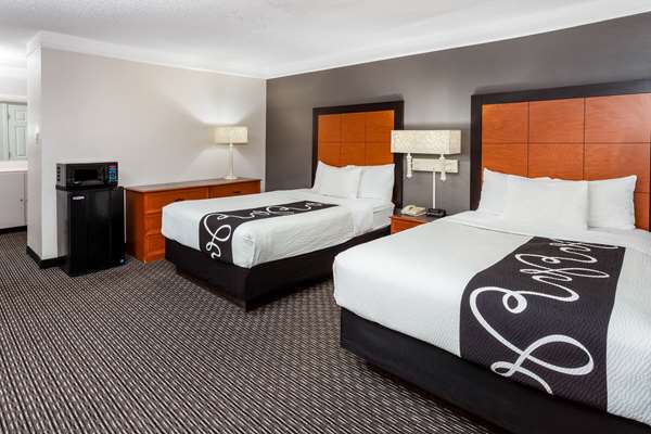 Suite - La Quinta Inn Laredo - I-35, Exit 2