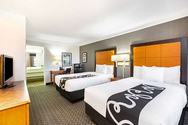  - Travelodge Airport El Paso - I-10, Exit 24