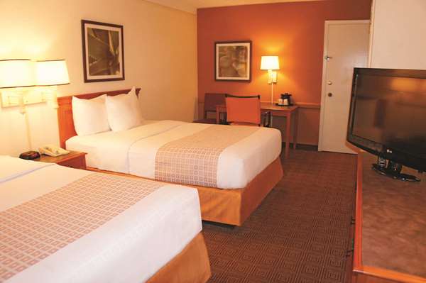  - Baymont Inn & Suites South Park San Antonio - I-35, Exit 150B