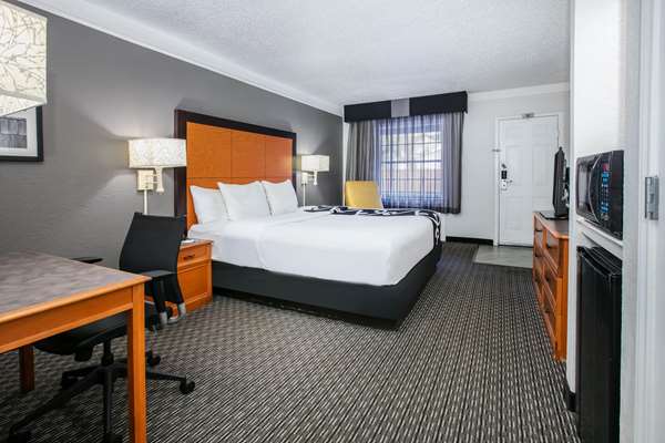  - La Quinta Inn Uptown Dallas