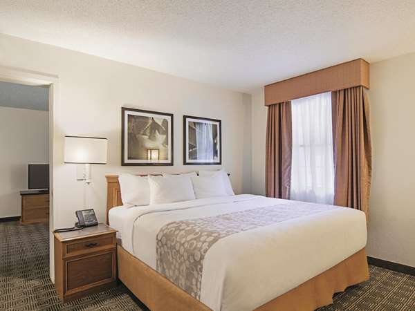 Suite - La Quinta Inn Cherry Creek Denver - I-25, Exit 204