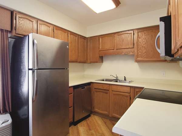 Suite - La Quinta Inn Cherry Creek Denver - I-25, Exit 204