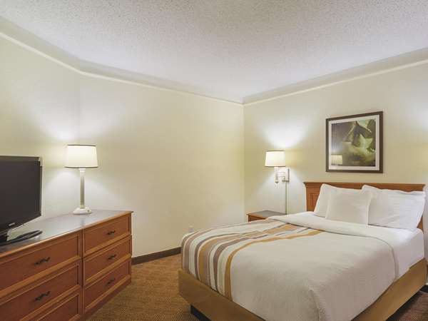 Suite - La Quinta Inn Cherry Creek Denver - I-25, Exit 204