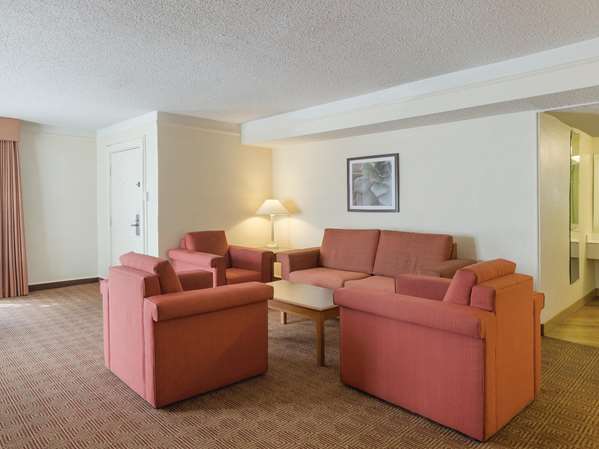  - La Quinta Inn Cherry Creek Denver - I-25, Exit 204