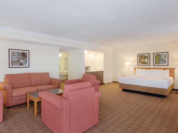  - La Quinta Inn Cherry Creek Denver - I-25, Exit 204