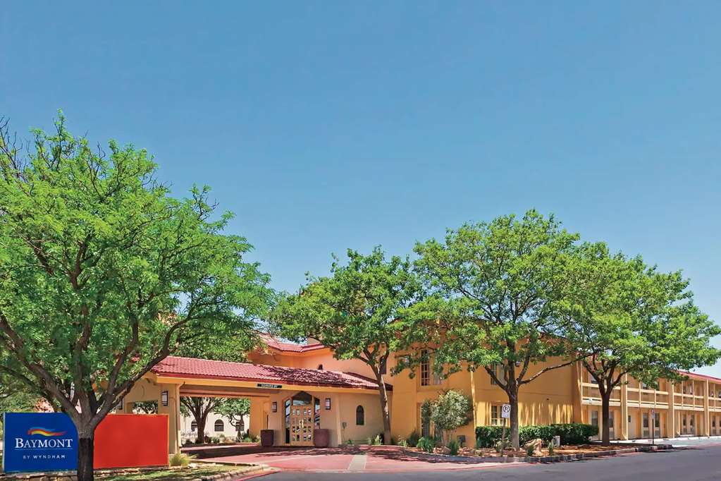 Baymont by Wyndham Lubbock Civic Center