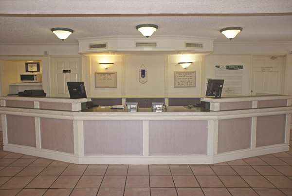  - La Quinta Inn Oltorf Blvd Austin - I-35, Exit 232A