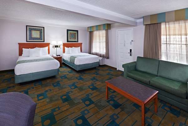  - La Quinta Inn Oltorf Blvd Austin - I-35, Exit 232A