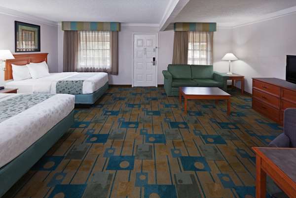  - La Quinta Inn Oltorf Blvd Austin - I-35, Exit 232A