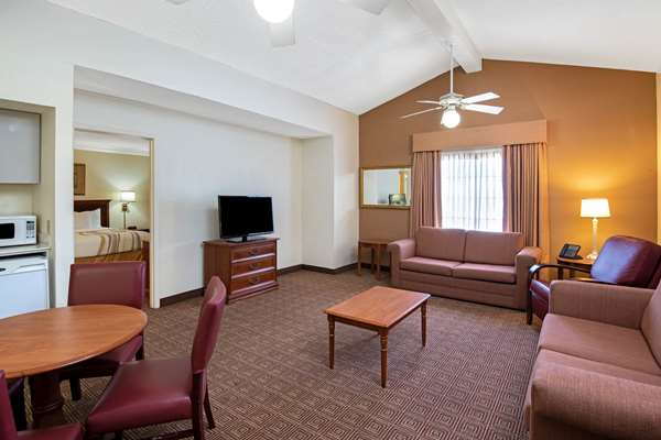 Suite - La Quinta Inn Lackland San Antonio